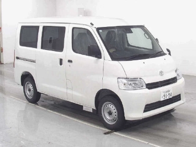 TOYOTA TOWN ACE VAN