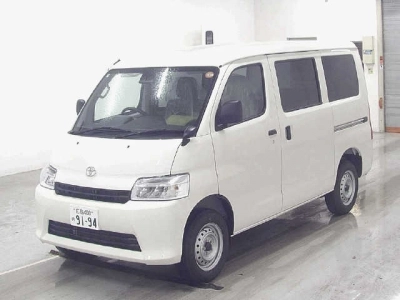 TOYOTA TOWN ACE VAN