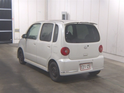 DAIHATSU MOVE LATTE