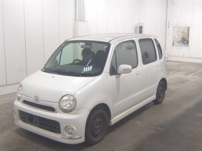 DAIHATSU MOVE LATTE