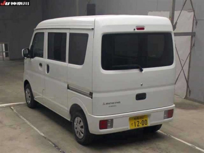MITSUBISHI MINICAB