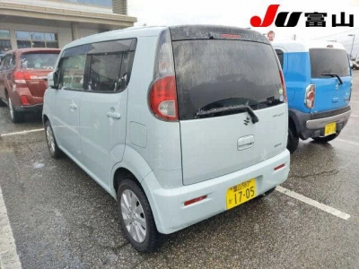 SUZUKI MRWAGON