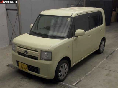 DAIHATSU MOVE CONTE