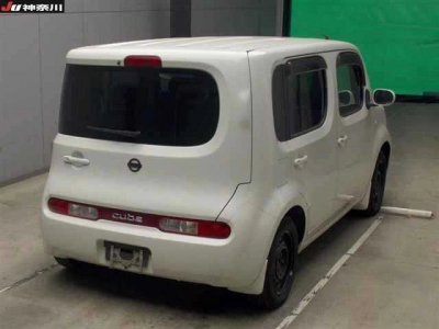 NISSAN CUBE