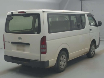 TOYOTA REGIUS VAN