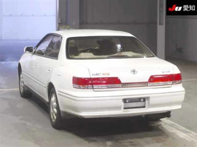 TOYOTA MARK II