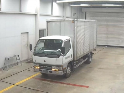 MITSUBISHI CANTER