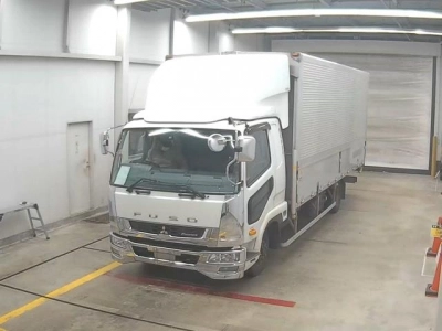 MITSUBISHI FUSO FIGHTER