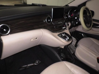 MERCEDES BENZ V CLASS