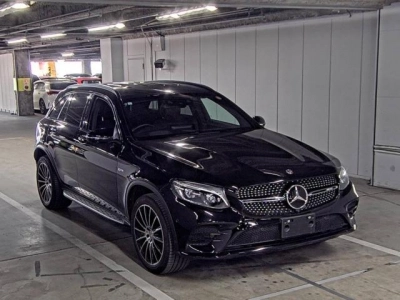 MERCEDES BENZ AMG GLC