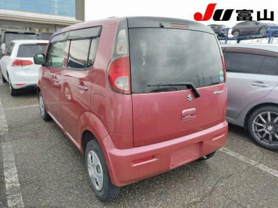 SUZUKI MRWAGON