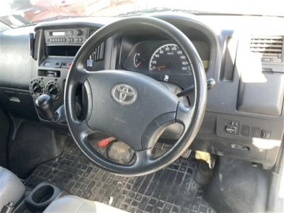 TOYOTA TOWN ACE VAN