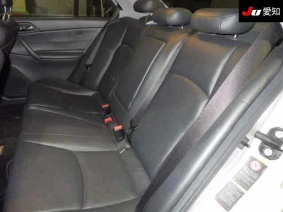 MERCEDES BENZ C CLASS