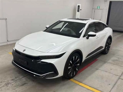 TOYOTA CROWN CROSSOVER