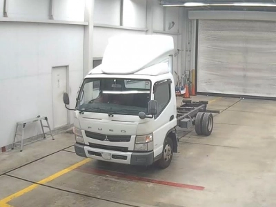 MITSUBISHI CANTER