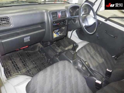 SUZUKI CARRY TRUCK