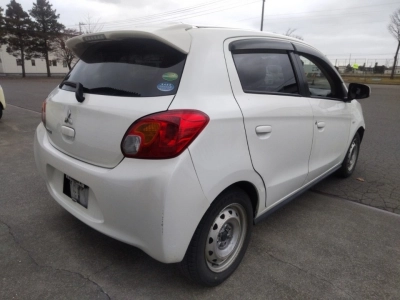 MITSUBISHI MIRAGE