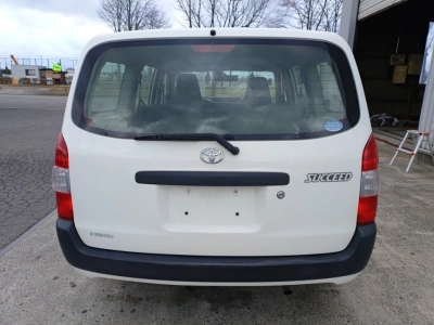 TOYOTA SUCCEED WAGON