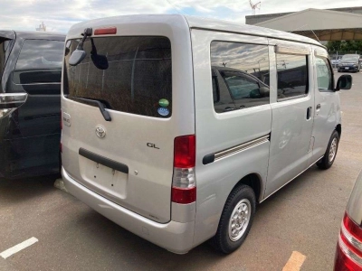 TOYOTA TOWN ACE VAN