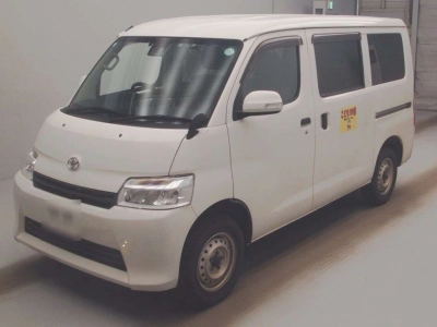 TOYOTA TOWN ACE VAN