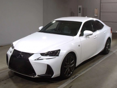 LEXUS IS