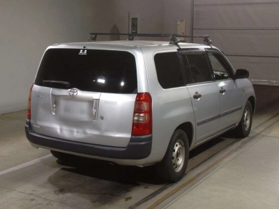 TOYOTA SUCCEED VAN