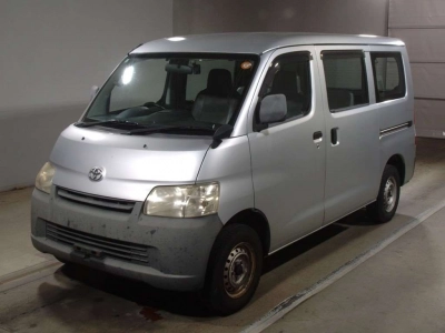 TOYOTA LITE ACE VAN