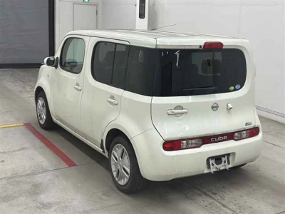 NISSAN CUBE
