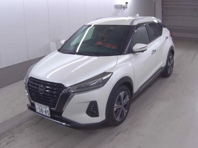 NISSAN KICKS
