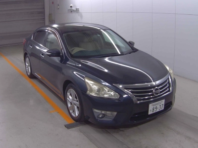 NISSAN TEANA