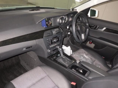 MERCEDES BENZ C CLASS