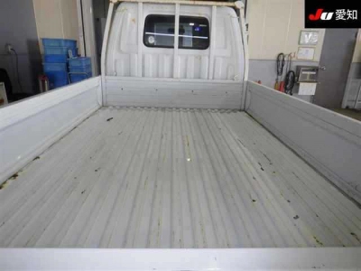 NISSAN VANETTE TRUCK