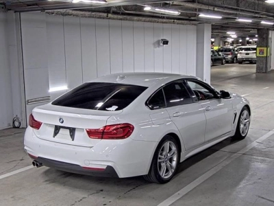 BMW 4 SERIES