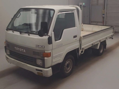 TOYOTA HIACE TRUCK