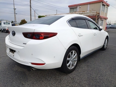 MAZDA MAZDA3
