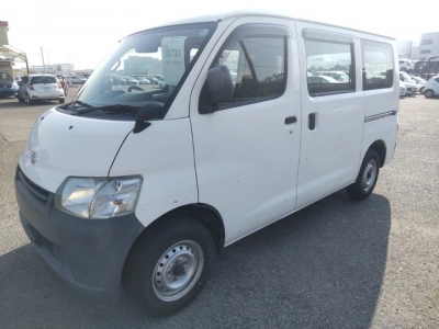 TOYOTA TOWN ACE