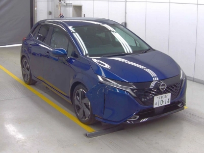 NISSAN AURA