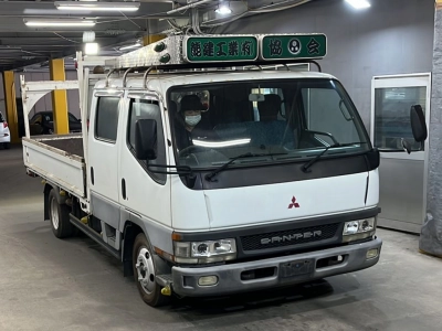 MITSUBISHI CANTER