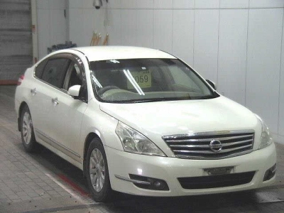 NISSAN TEANA