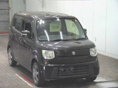 SUZUKI MRWAGON