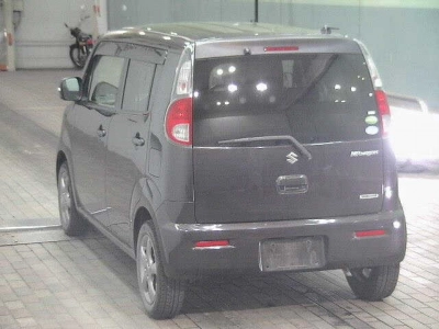 SUZUKI MRWAGON