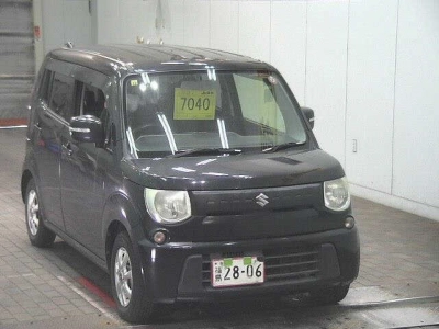 SUZUKI MRWAGON