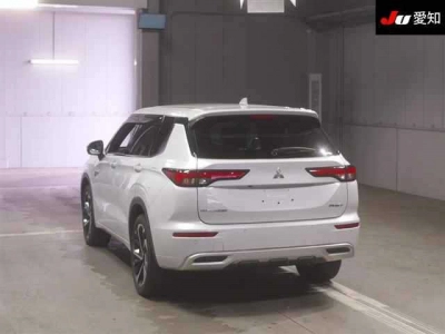 MITSUBISHI OUTLANDER PHEV
