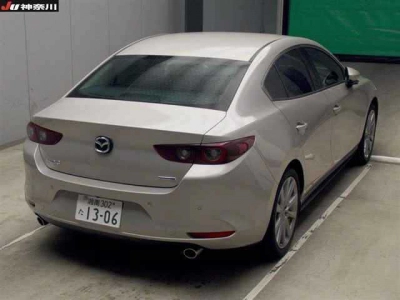 MAZDA MAZDA3
