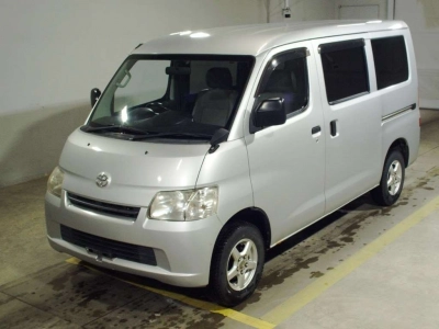 TOYOTA LITE ACE VAN