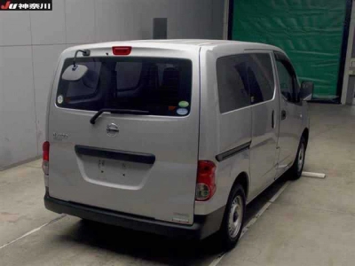 NISSAN NV200 VANETTE VAN