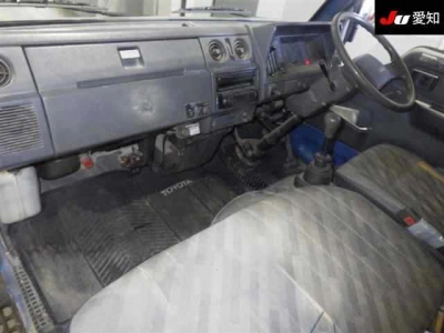 TOYOTA TOYOACE TRUCK