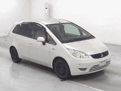 MITSUBISHI COLT PLUS