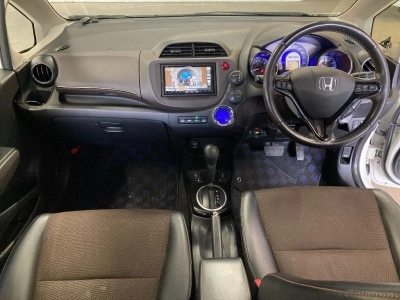 HONDA FIT SHUTTLE HYBRID