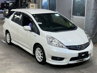 HONDA FIT SHUTTLE HYBRID